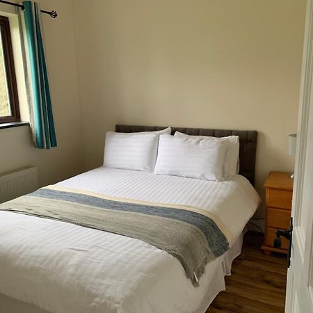 Kits Lodge Crover 캐번 외부 사진